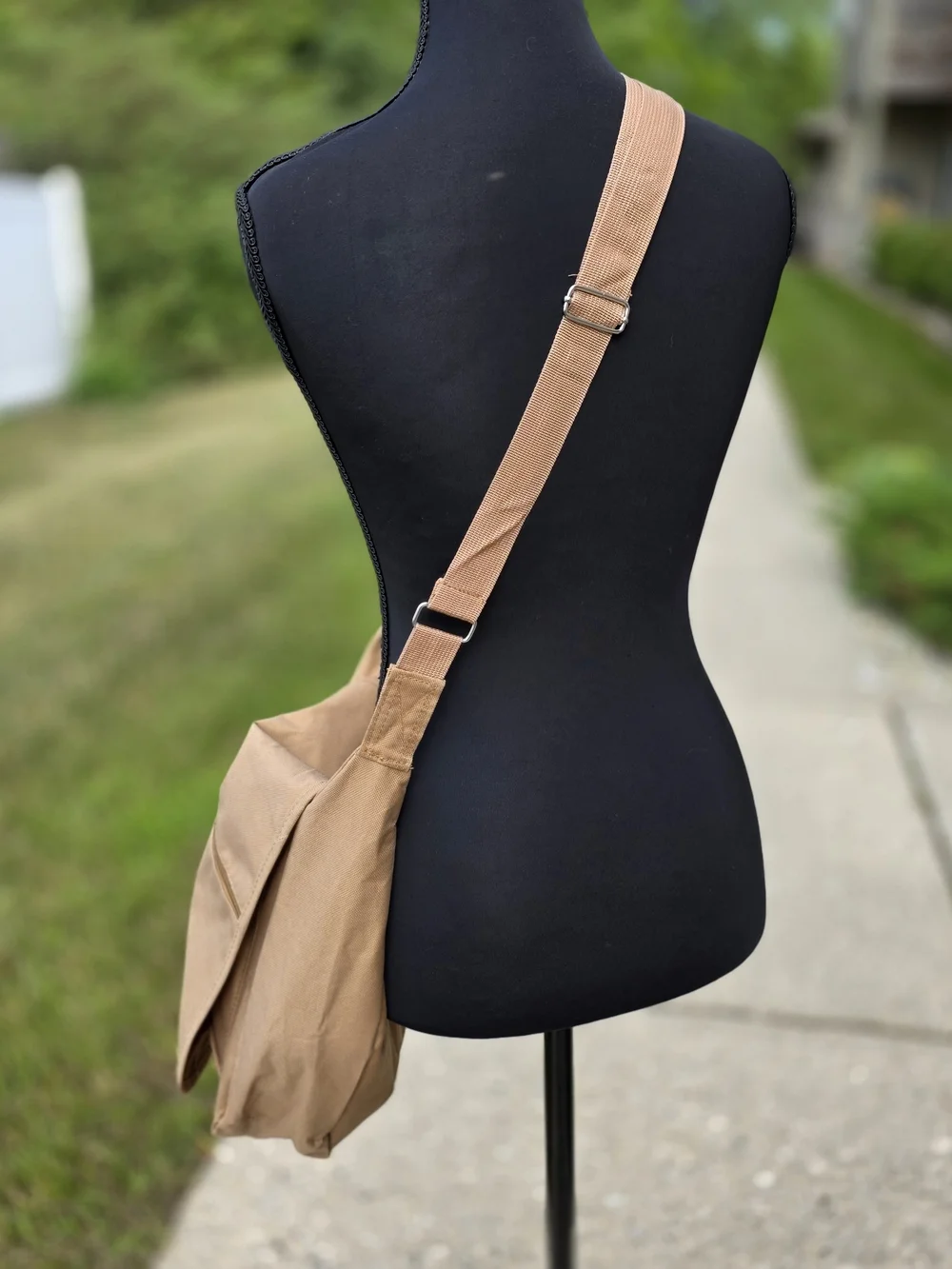 Audubon Birding Field Messenger Crossbody Bag Tan Brown Outdoor